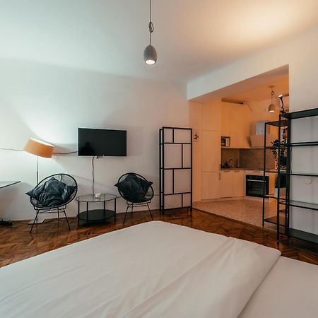 Old Town Oasis Appartement Belgrado Buitenkant foto